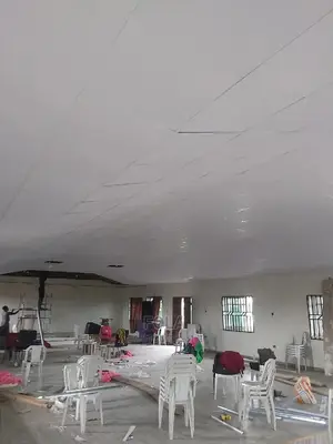 Laminated Suspended Ceiling With Accessories