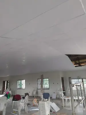 Laminated Suspended Ceiling With Accessories