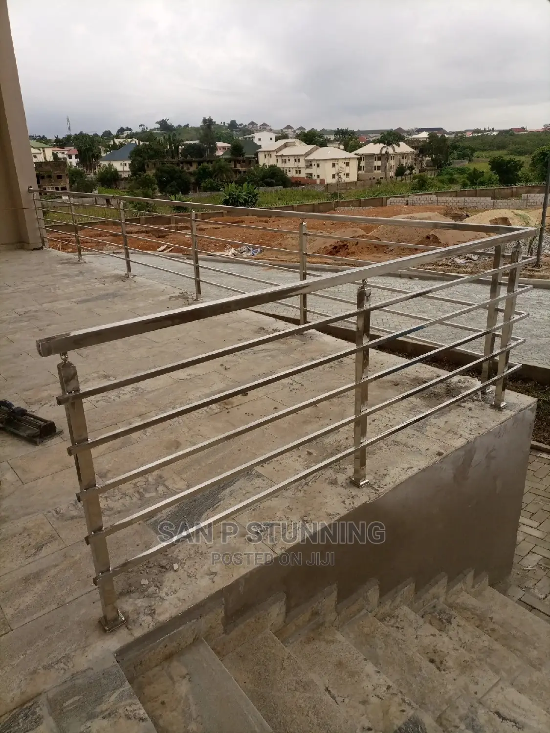 Classic Square Rail Pipe Design