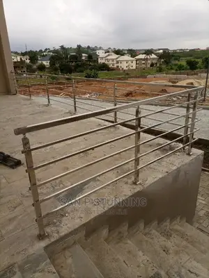 Classic Square Rail Pipe Design