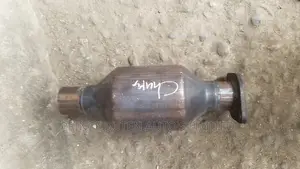 Center Catalyst Camry,Es350 and Avalon V6 2008