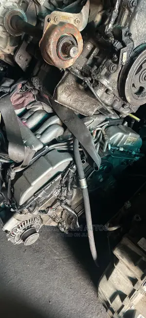 Completely Engine Mazda MPV 2000 Model