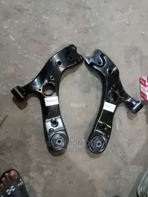 Toyota Highlander Lower Arm 010
