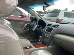 Toyota Camry 2009 Green