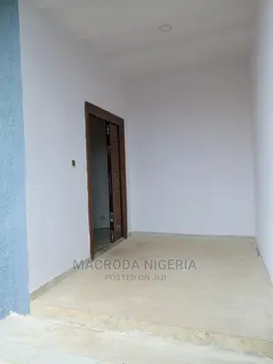 4bdrm Duplex in Adeniyi Jones Ikeja for rent
