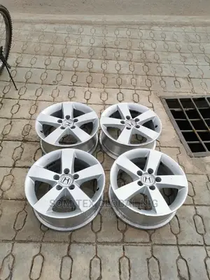 Honda Alloyed Rim16
