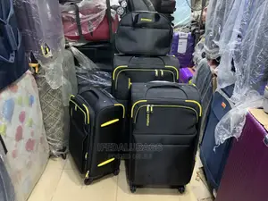 Set of Quality Light Weight Traveling Luggage With Kit