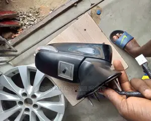 Toyota Venza Side Mirror 2015 Model