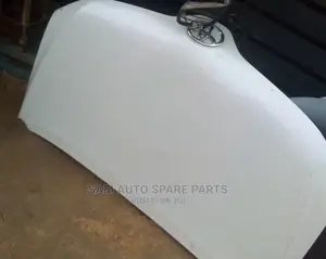 Toyota' Venza Bonnet 2015 Model