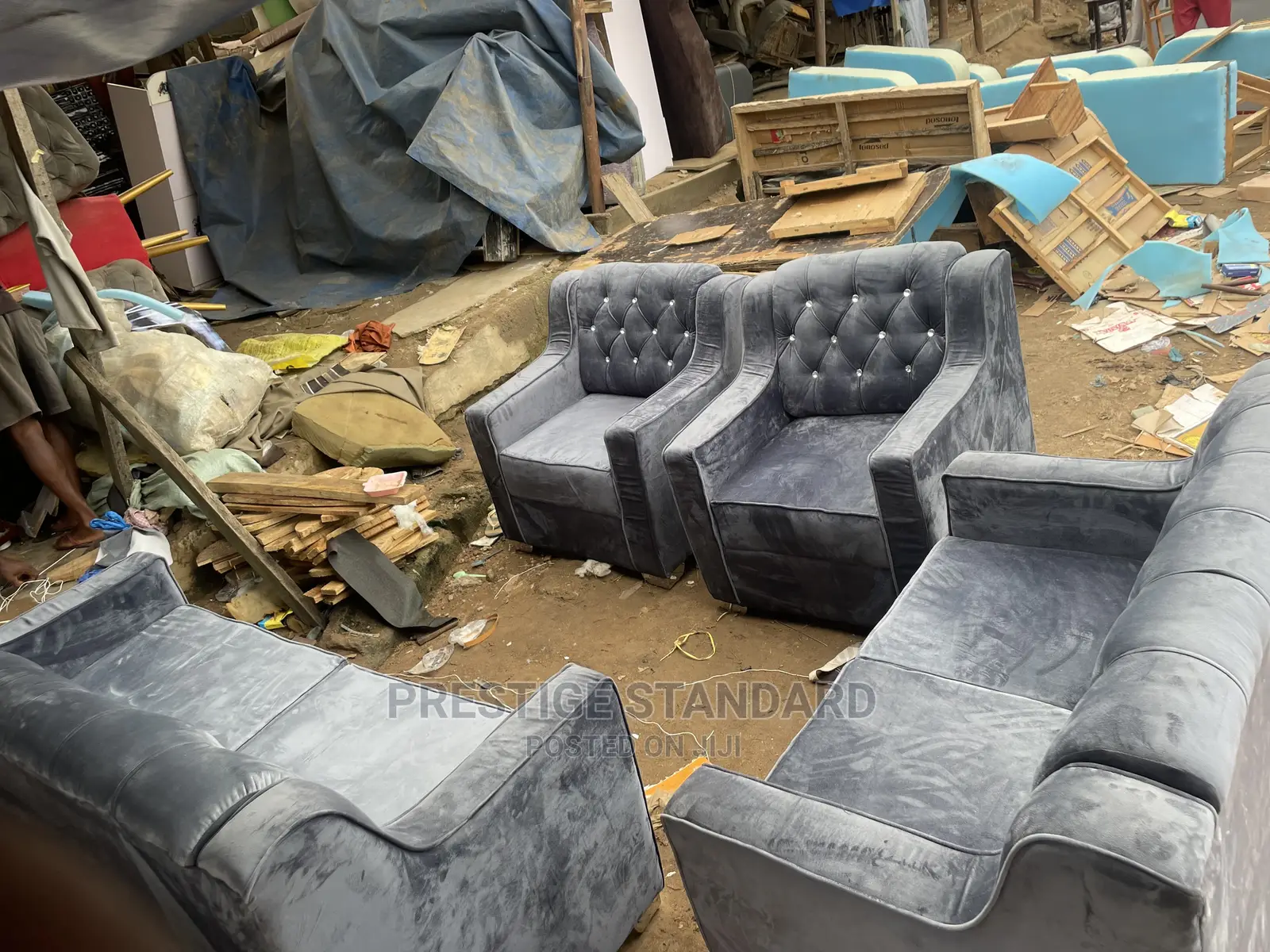 A Standard Sofa Chair Ser