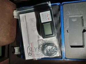 Ultrasonic Thickness Gauge (Dweyer)