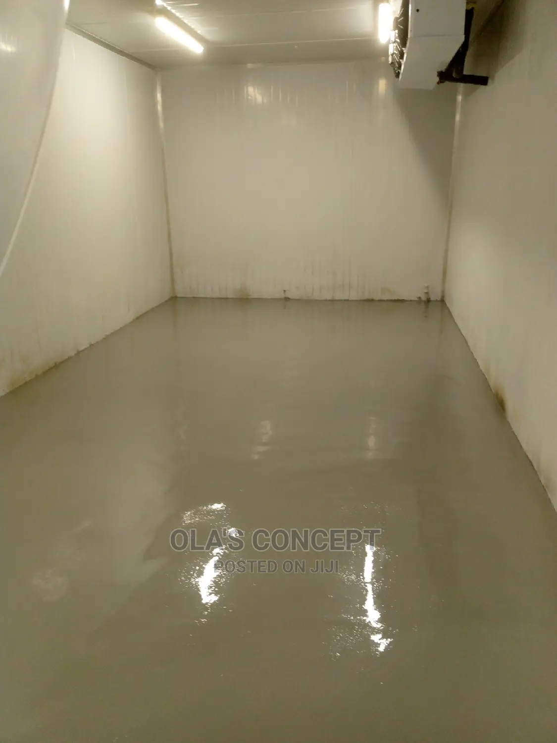 Glossy Epoxy Flooring
