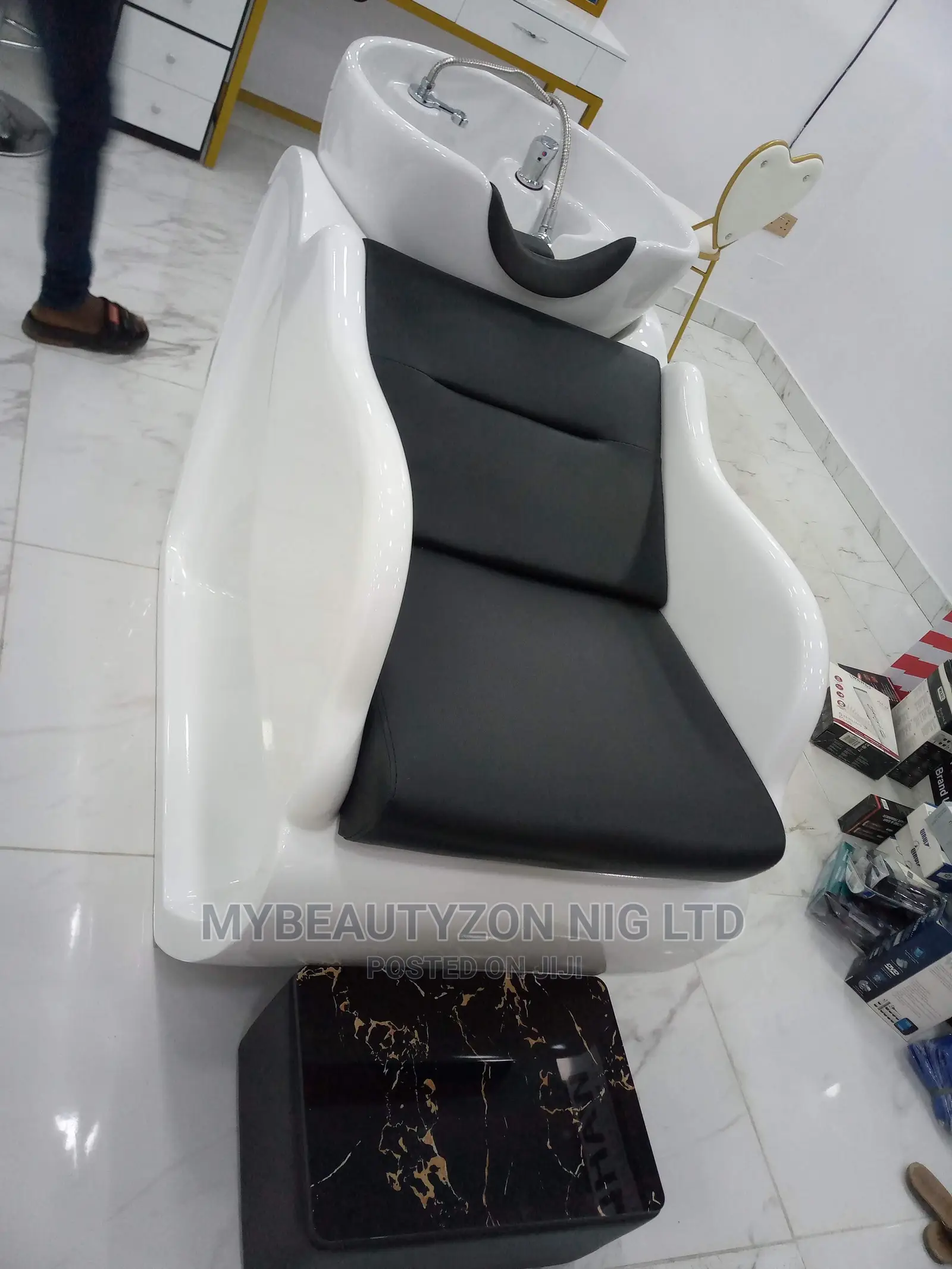 Ceramic Wash Hair Basin