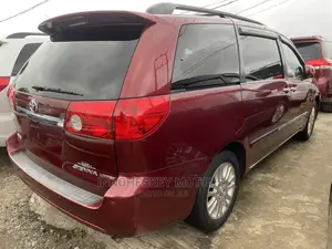 Toyota Sienna XLE Limited 4WD 2008 Red