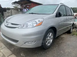 Toyota Sienna LE FWD 2006 Silver