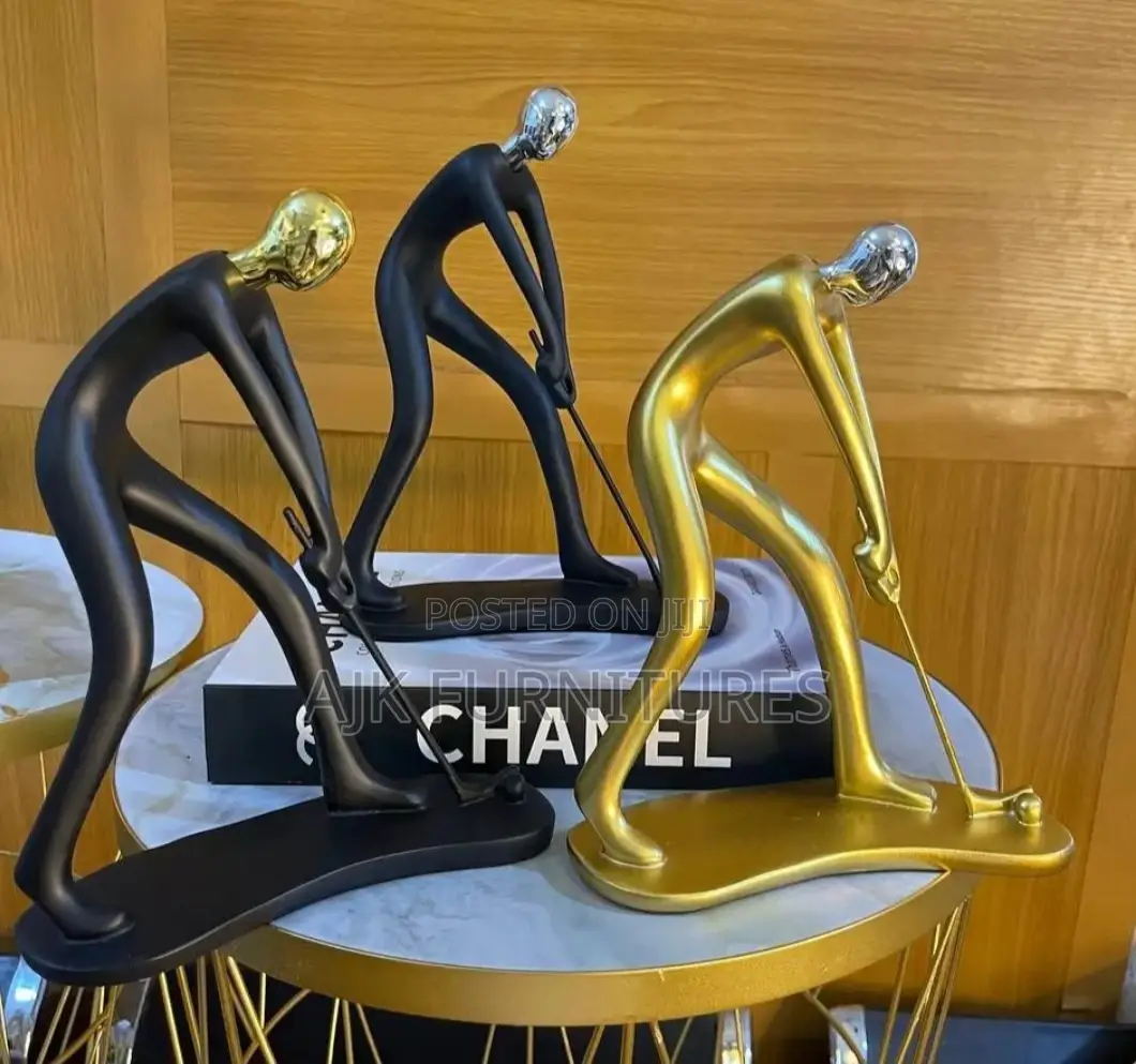 Decor Figurine