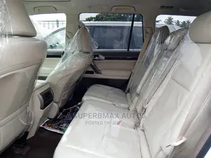 Lexus GX 460 Luxury 2015 White