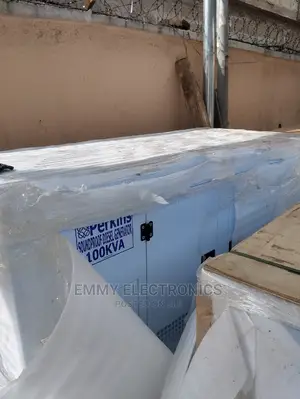 Perkins Diesel Soundproof Generator Model Sp100kva