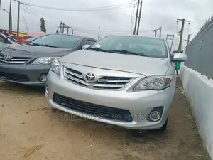 Toyota Corolla 2013 Silver