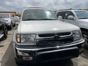 Toyota 4-Runner 2002 White