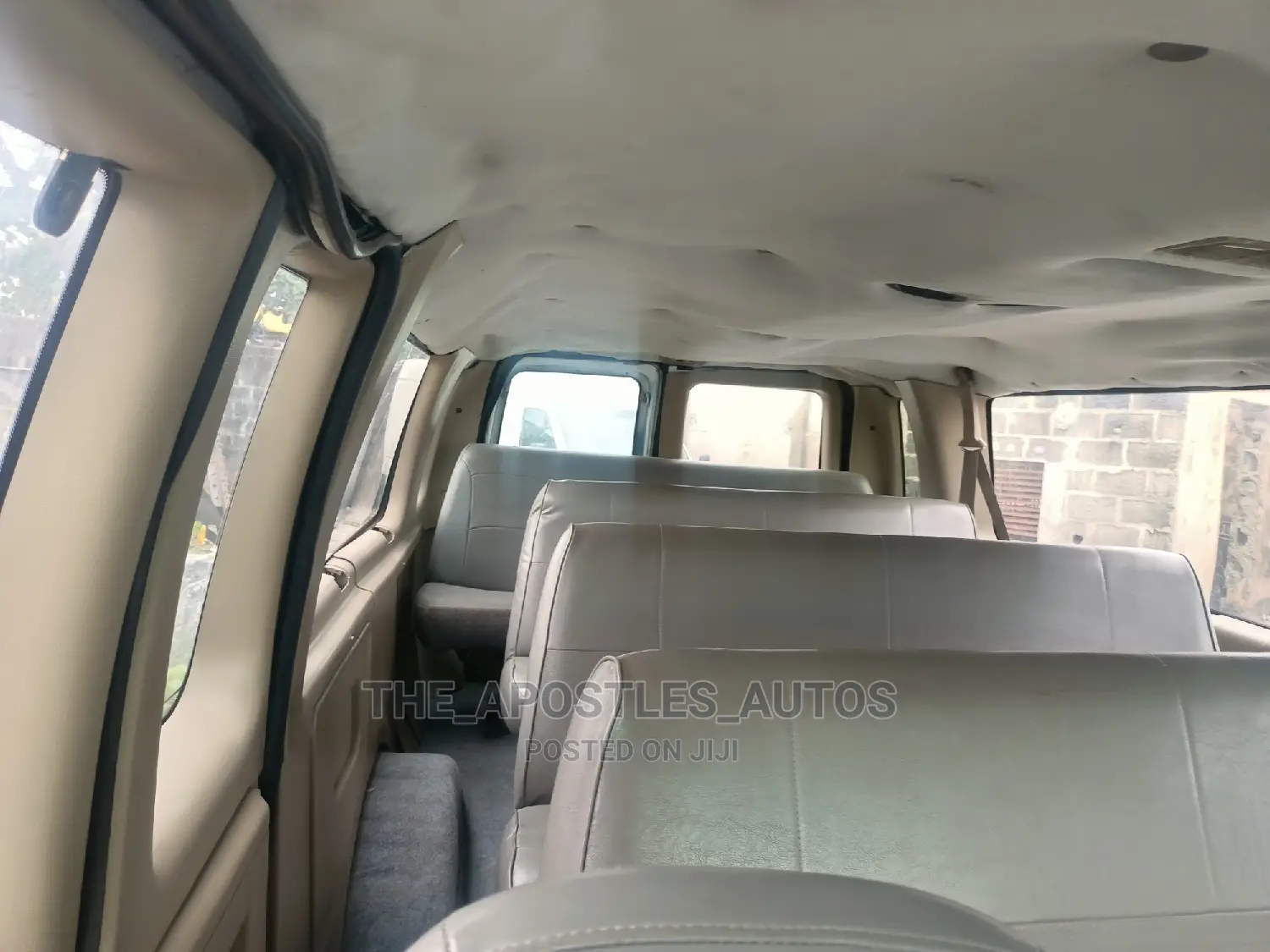 Ford E350 2006 White