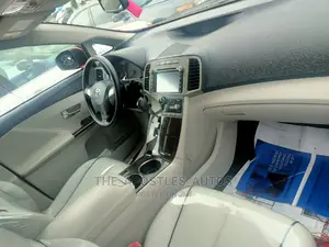 Toyota Venza AWD 2011 Red