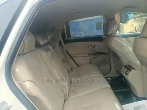 Toyota Venza V6 AWD 2010 White