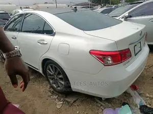 Lexus ES 350 2012 White