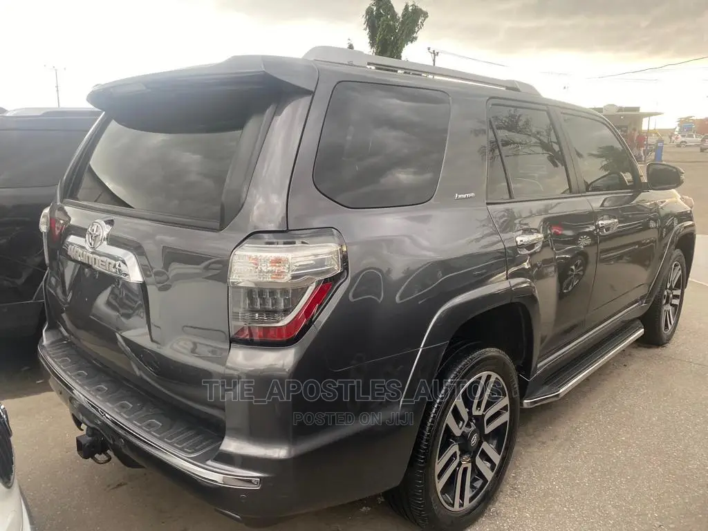 Toyota 4-Runner 2014 Gray