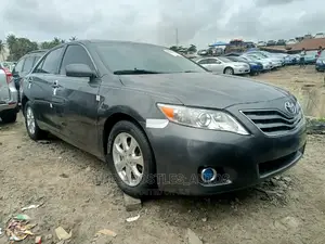 Toyota Camry 2010 Gray