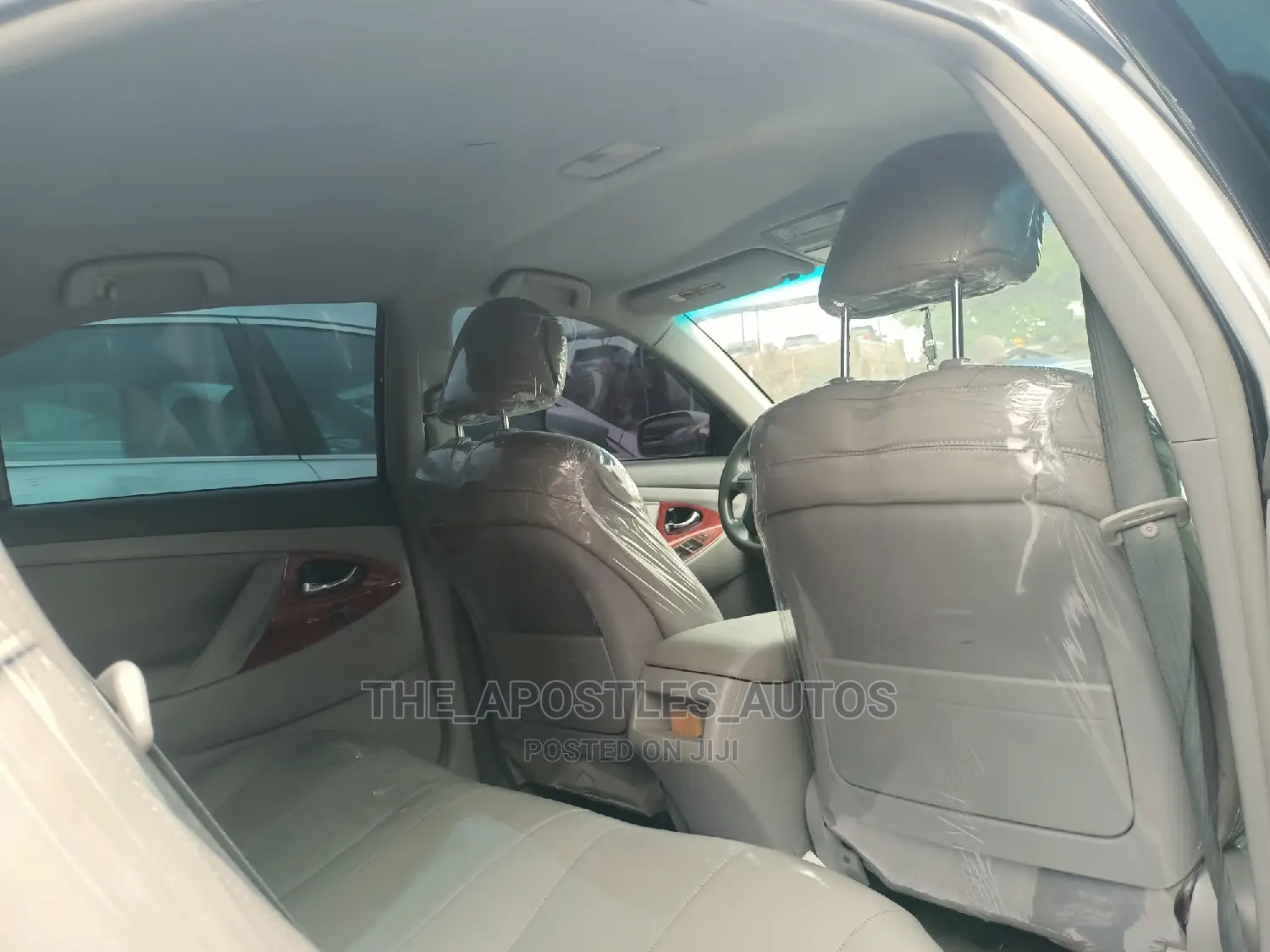 Toyota Camry 2010 Silver