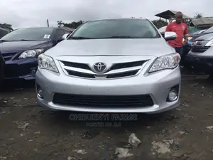 Toyota Corolla 2013 Silver