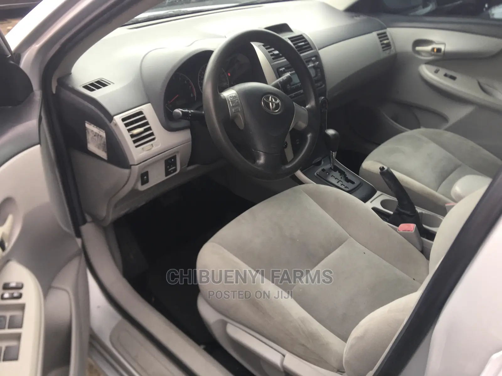 Toyota Corolla 2013 Silver