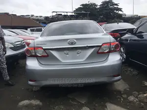 Toyota Corolla 2013 Silver