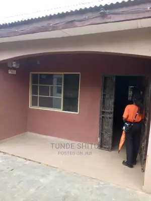 Furnished 2bdrm Bungalow in Awobo, Igbogbo for rent