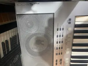 Yamaha PSR-S500 Arranger Workstation Keyboard