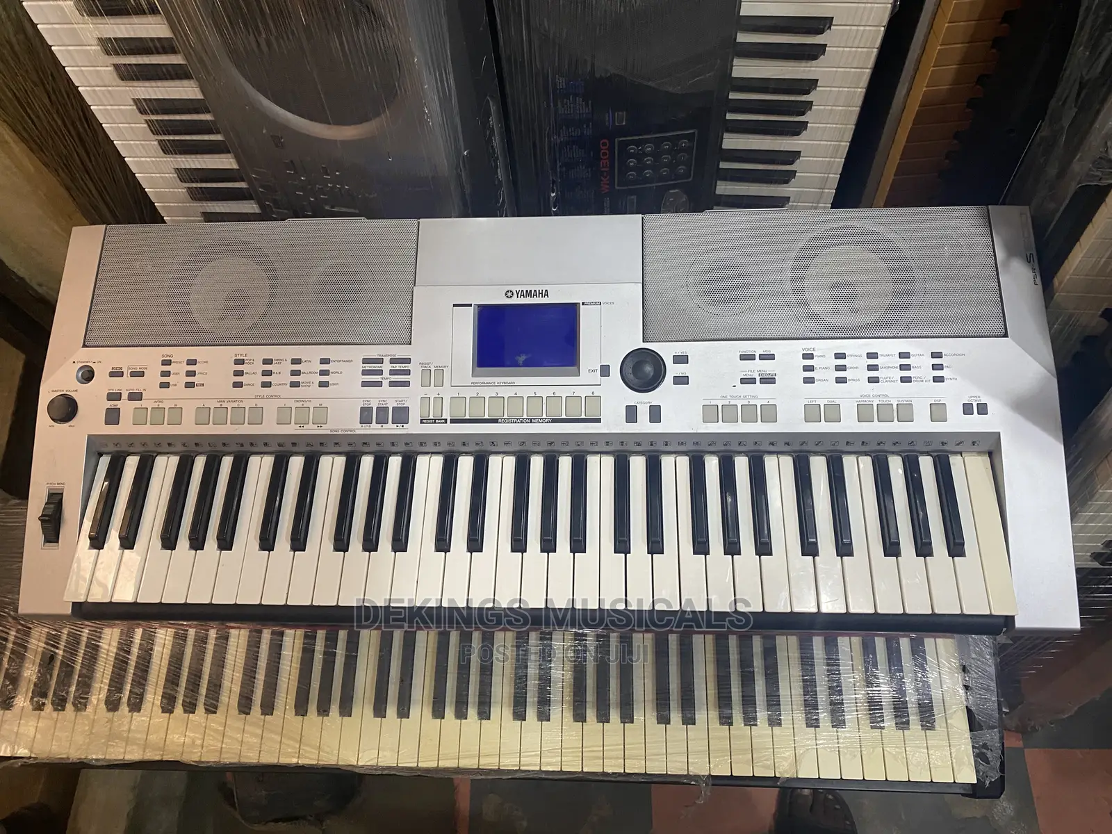 Yamaha PSR-S500 Arranger Workstation Keyboard