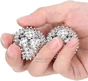 Magnetic Acupressure Balls in Silver Small, Diameter 32 Mm