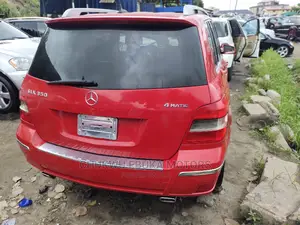 Mercedes-Benz GLK-Class 350 4MATIC 2011 Red