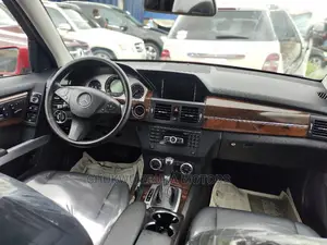 Mercedes-Benz GLK-Class 350 4MATIC 2011 Red