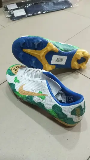 Nike Children Football Boots From Size 36 to 39