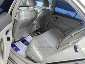 Toyota Camry 2.4 LE 2008 Gold
