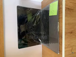 Laptop Apple MacBook Pro 2019 8GB Intel Core i5 SSD 128GB
