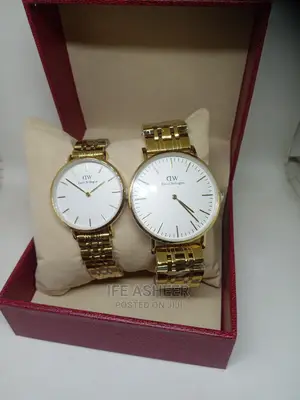 Daniel Wellington Couples White Face Chain Watch - Gold