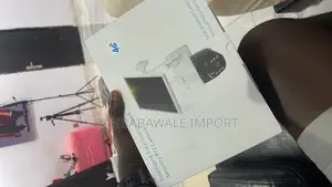 Solar CCTV PTZ Security Camera 4g Wireless Wifi Solar Panel.