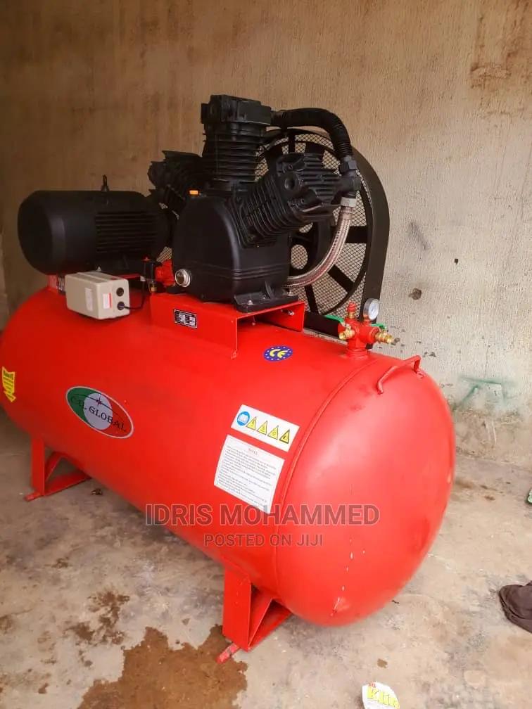Air Compressor Machine 1000L in Ojo Farm Machinery & Equipment, Idris