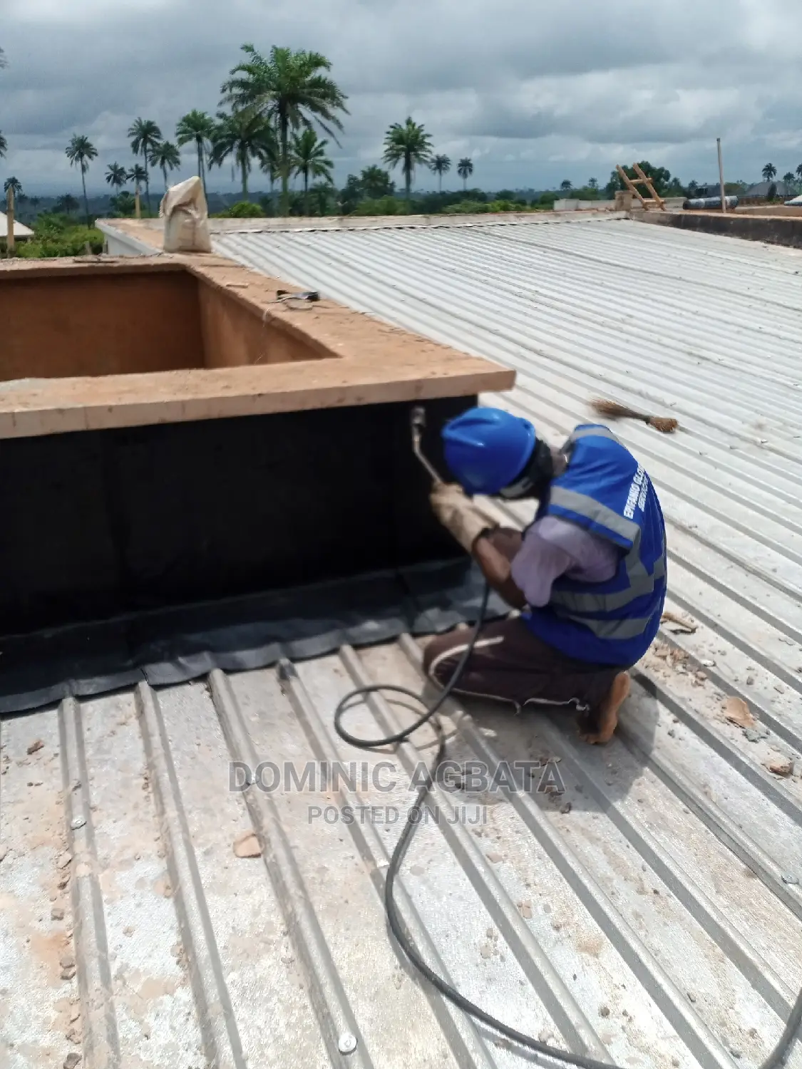 Dab Hand Felt Installer