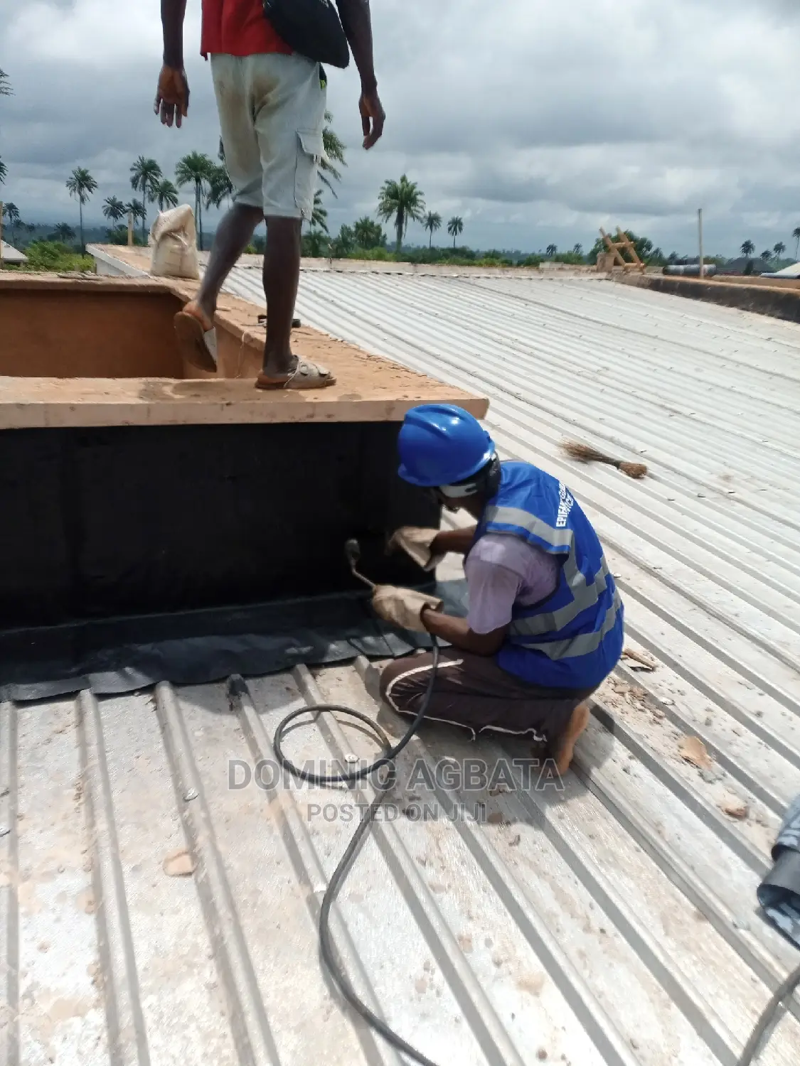 Dab Hand Felt Installer