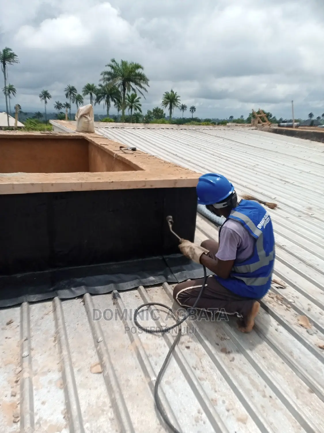 Dab Hand Felt Installer