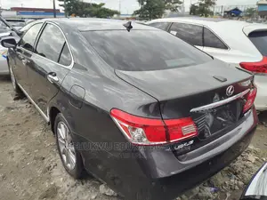 Lexus ES 350 2011 Gray